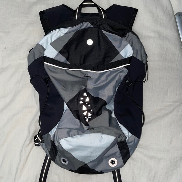 lululemon running pack